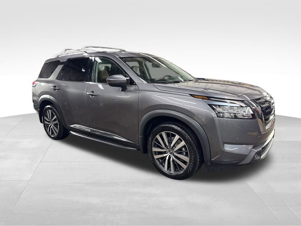 Used 2022 Nissan Pathfinder Platinum w/ Lighting Package (N93) image 8