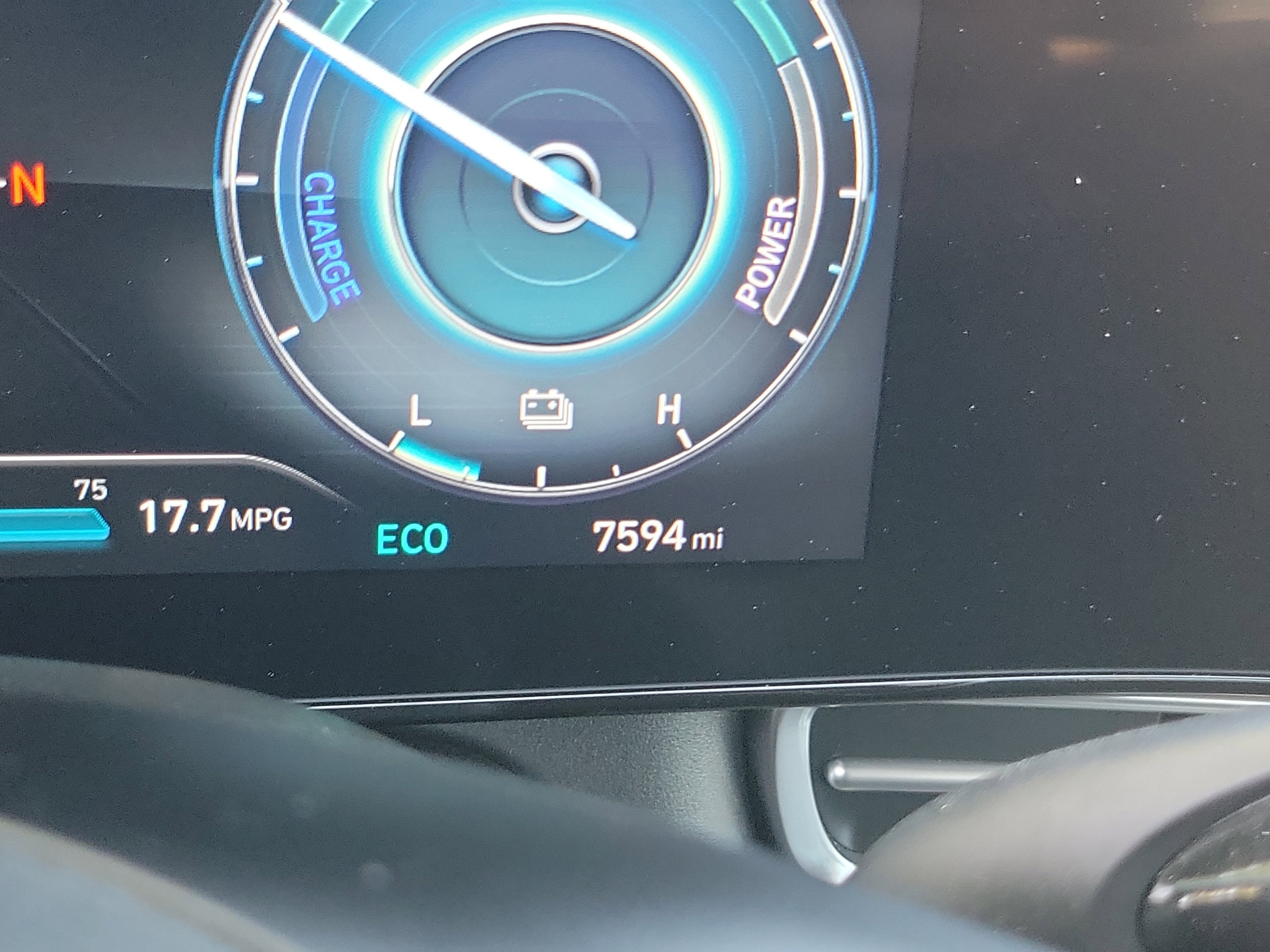 Certified 2025 Hyundai Elantra Limited image 12