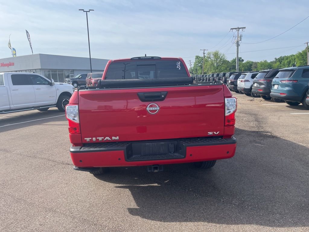 Used 2023 Nissan Titan SV w/ SV Convenience Package RWD image 6