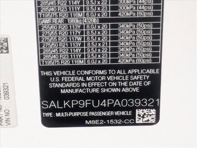 Used 2023 Land Rover Range Rover SE image 27