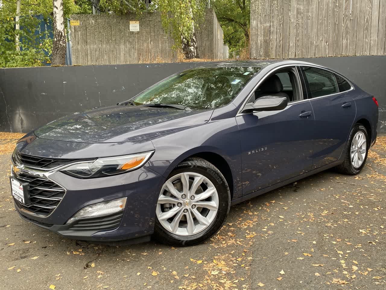 Used 2025 Chevrolet Malibu LT