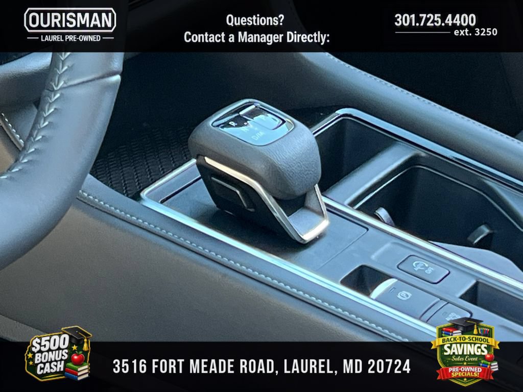 Used 2025 Nissan Pathfinder SV FWD image 13