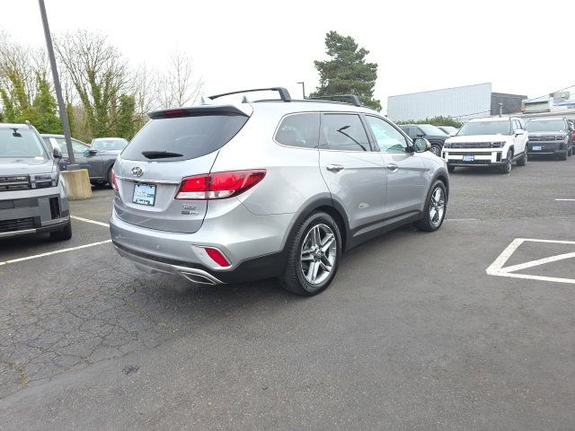 Used 2017 Hyundai Santa Fe SE image 5