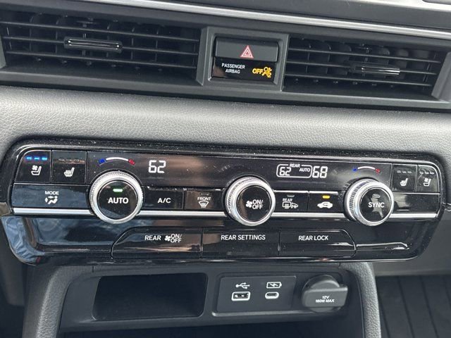 Used 2025 Honda Pilot Elite image 39