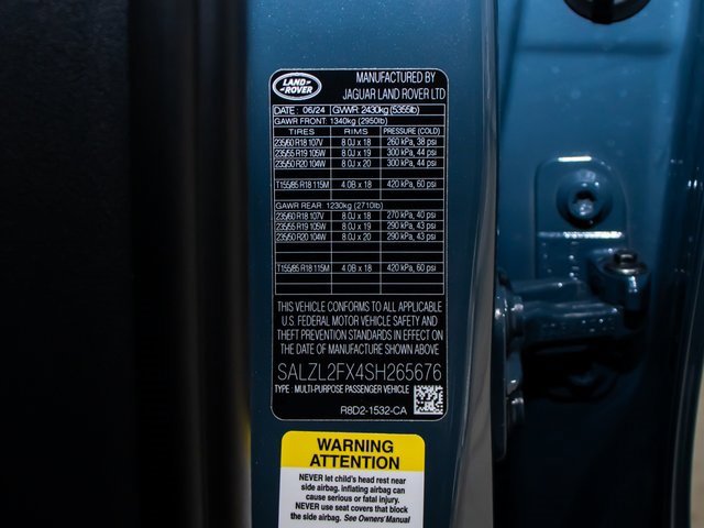 Certified 2025 Land Rover Range Rover Evoque Dynamic SE image 23