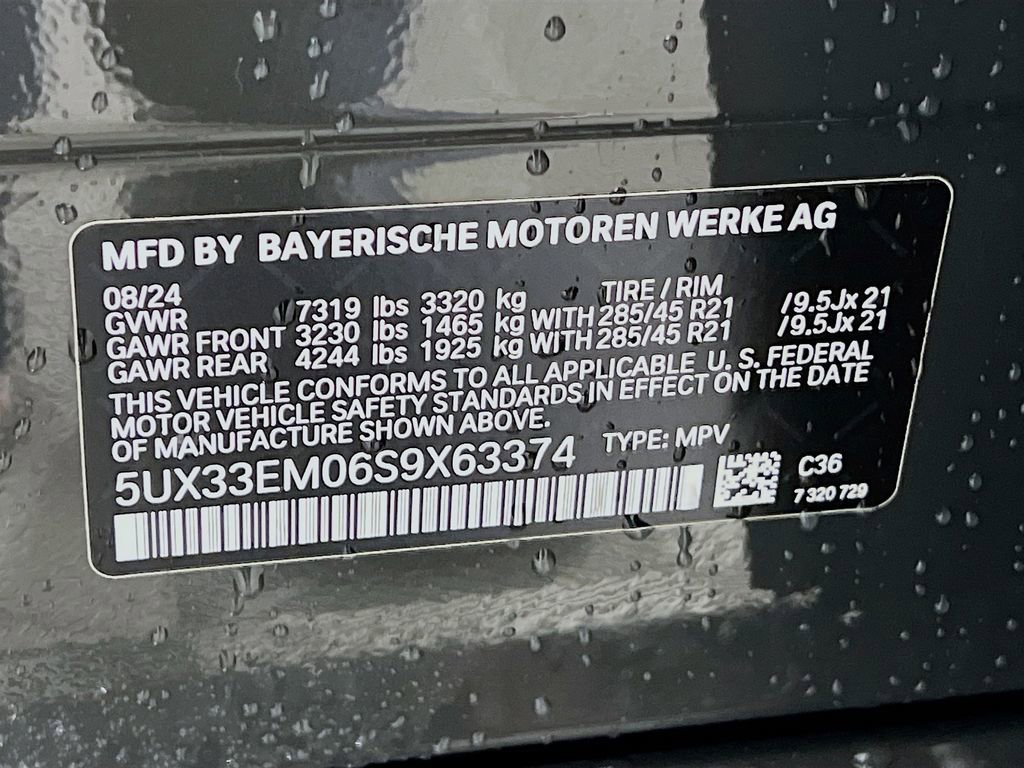 Used 2025 BMW X7 M60i image 34