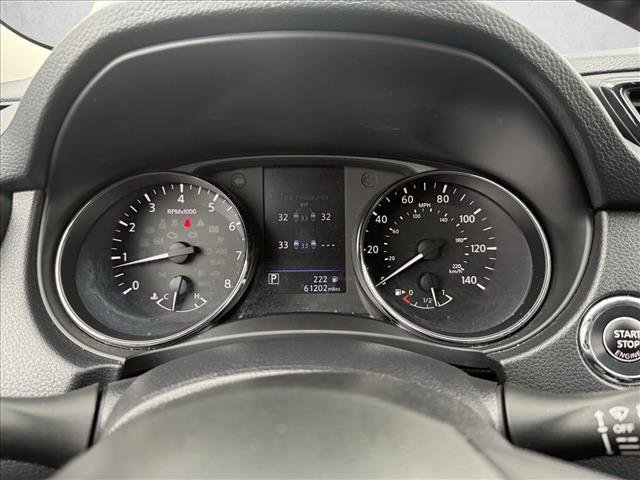 Used 2018 Nissan Rogue SV FWD image 11