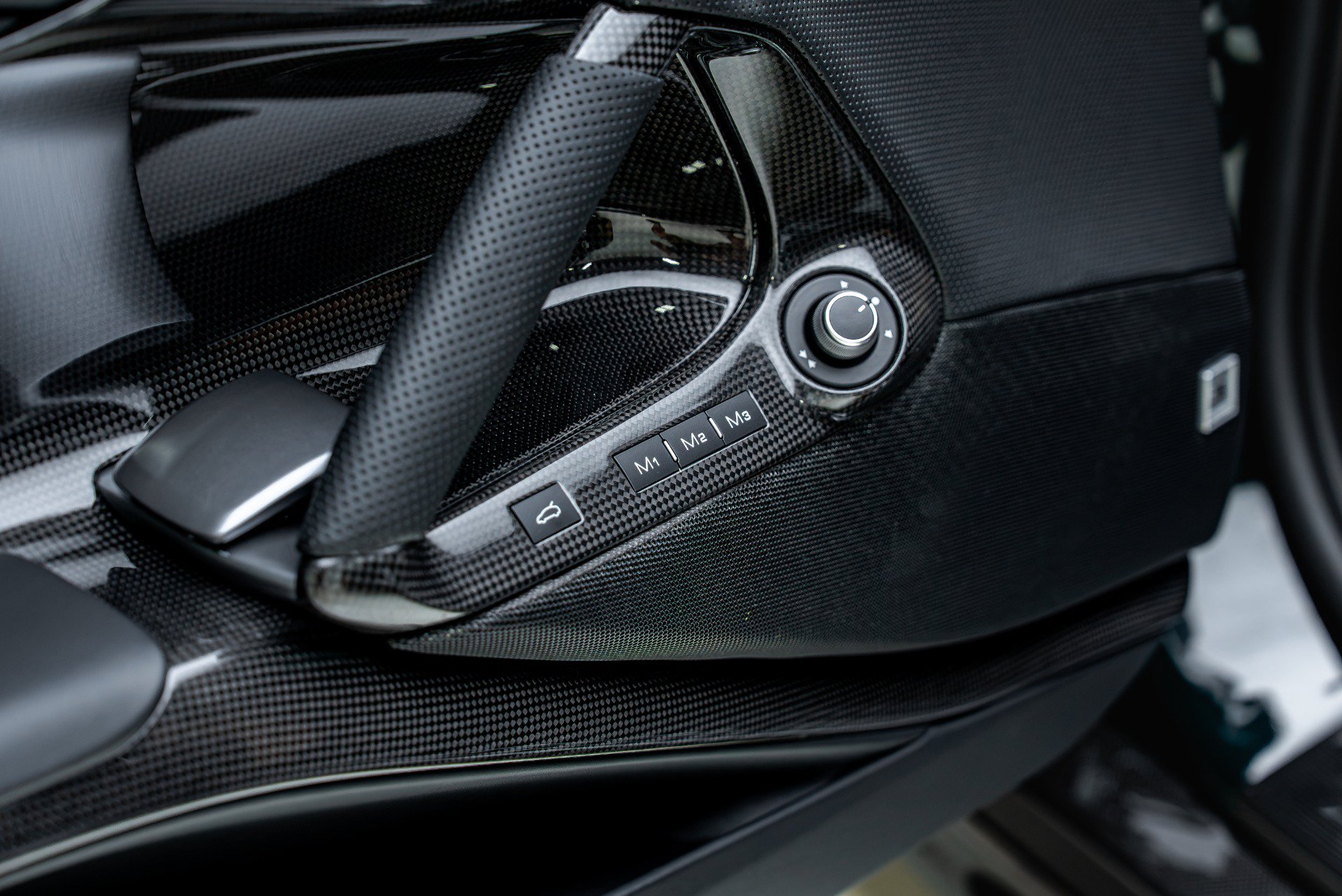Used 2023 Ferrari 812 GTS RWD image 40