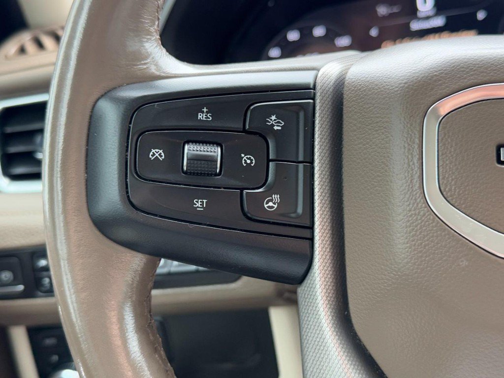 Used 2022 GMC Yukon Denali AWD/4WD image 21