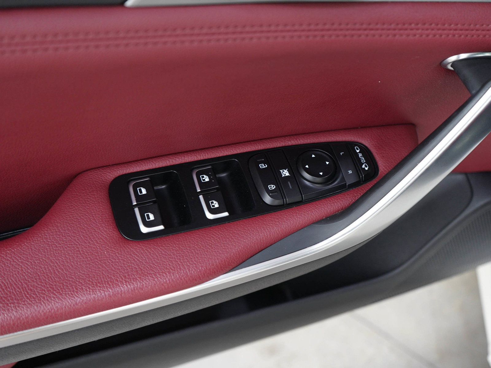 Used 2021 Kia Stinger GT AWD/4WD image 19