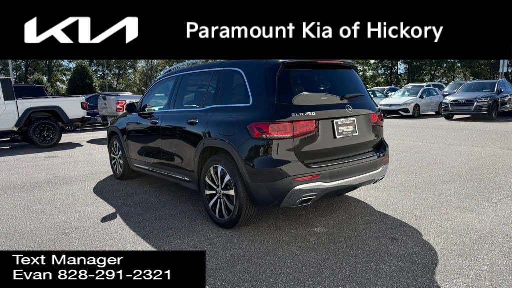 Used 2022 Mercedes-Benz GLB 250 4MATIC image 19