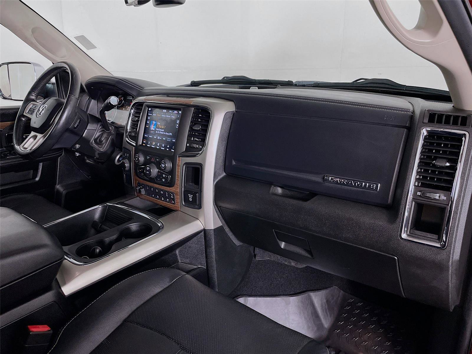 Used 2018 RAM 2500 Laramie w/ Convenience Group image 34