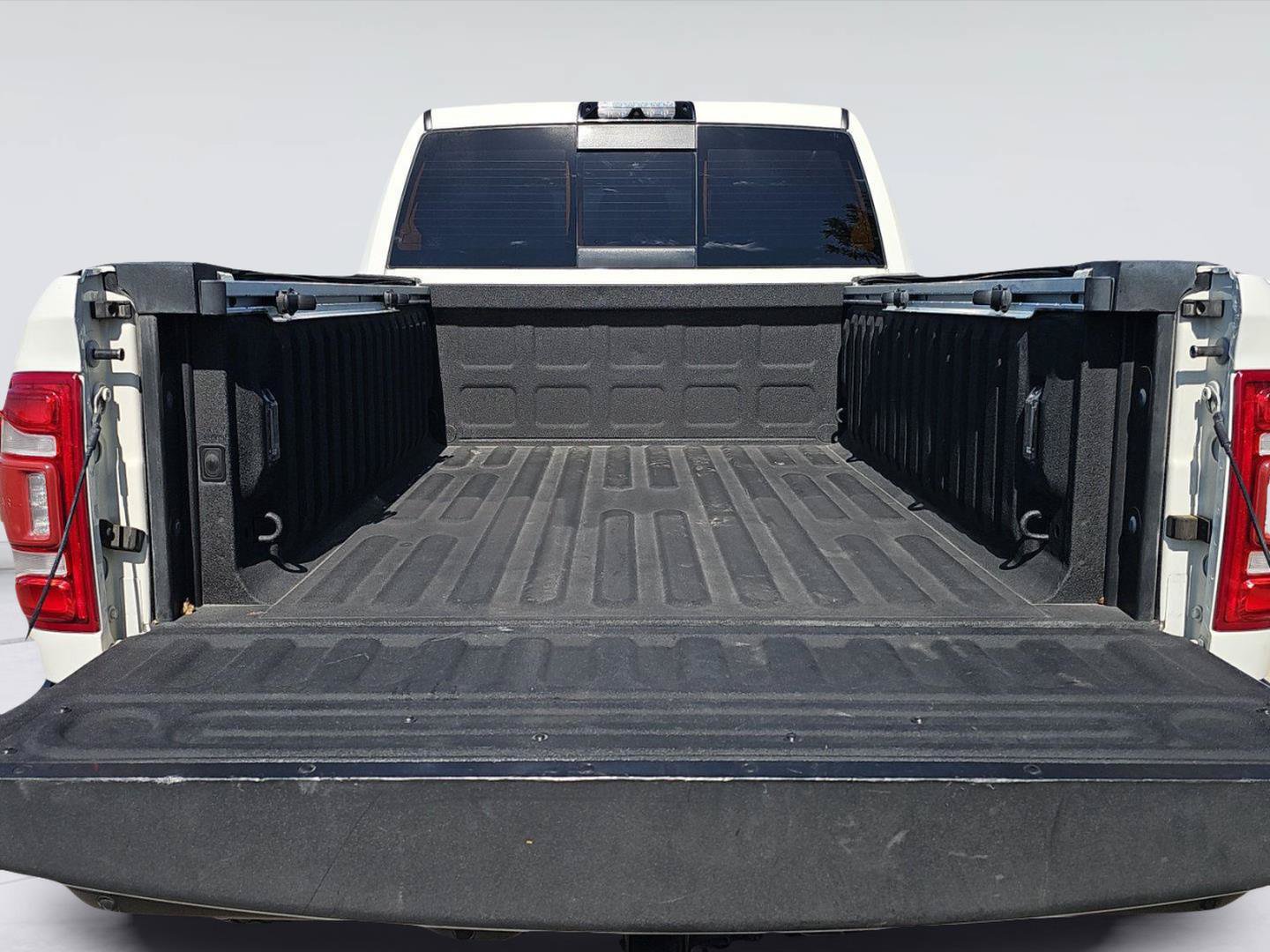 Used 2020 RAM 2500 Limited AWD/4WD image 25
