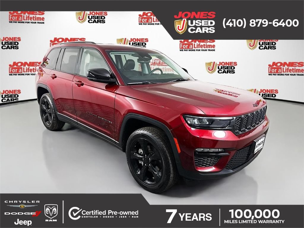 Used 2023 Jeep Grand Cherokee Limited w/ Black Appearance Package AWD/4WD image 1