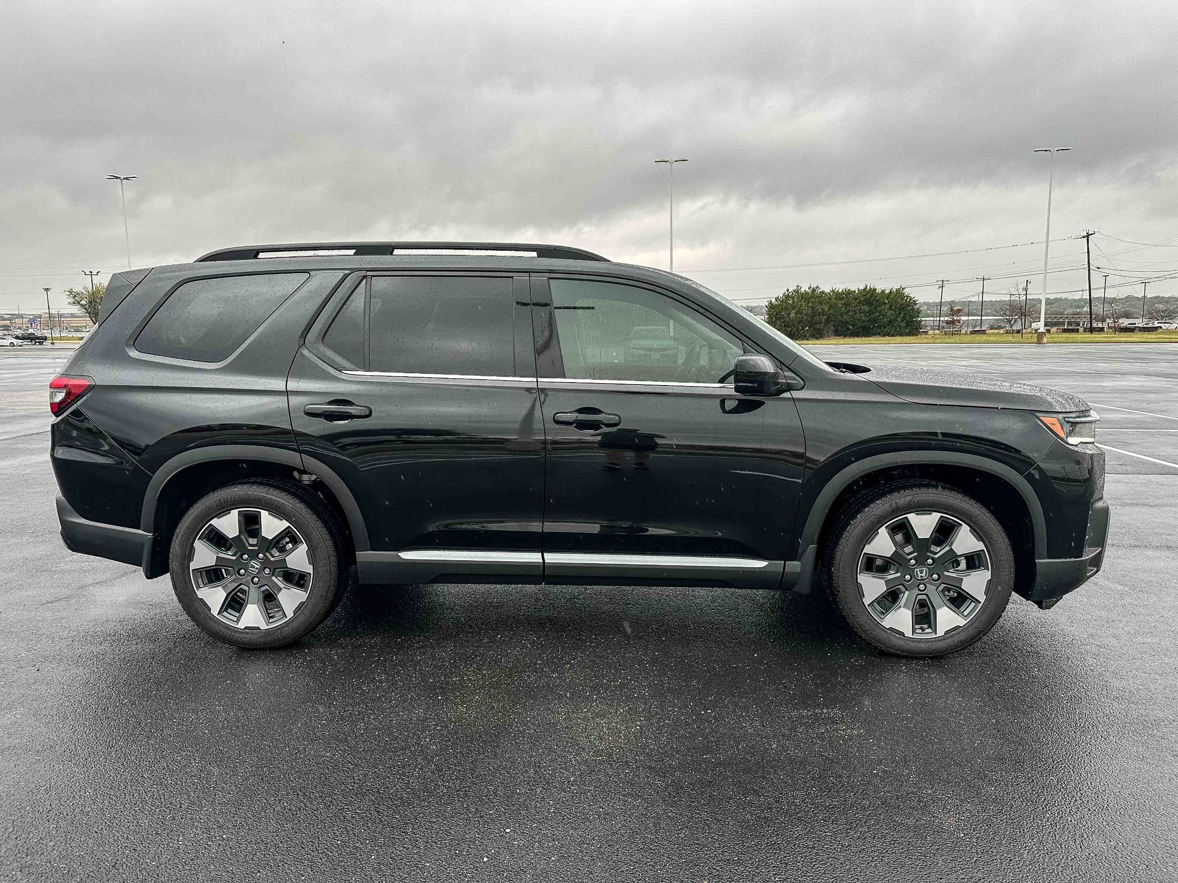 New 2026 Honda Pilot Elite image 5