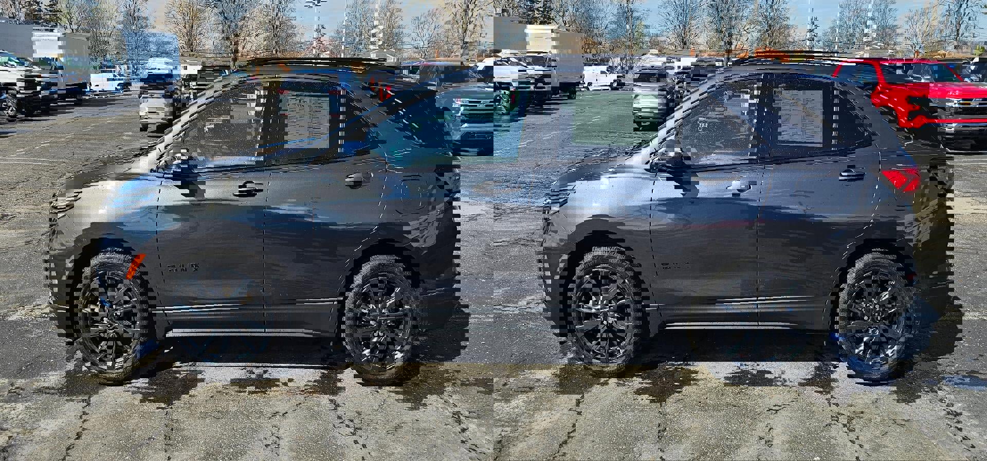 Used 2023 Chevrolet Equinox RS w/ RS Leather Package image 4