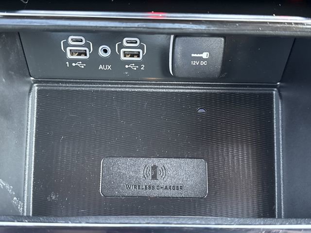 Used 2023 Jeep Grand Cherokee Altitude image 22