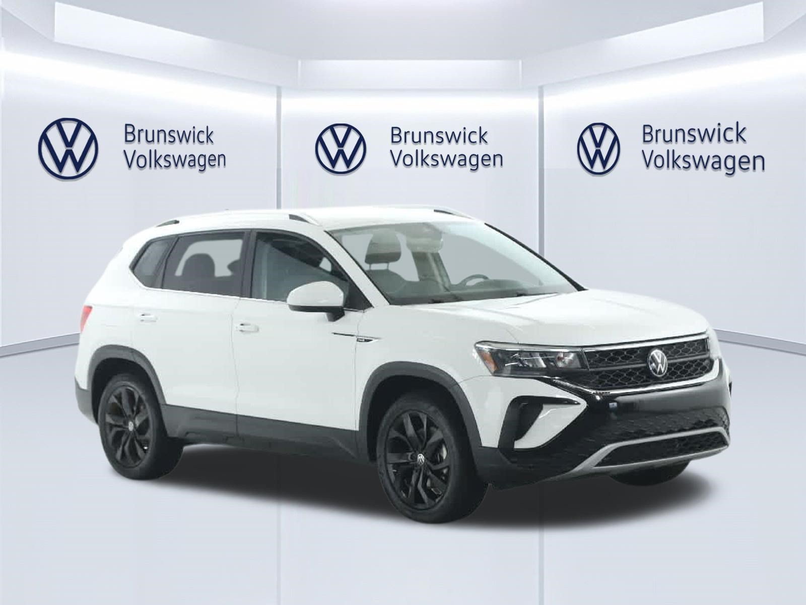 Certified 2023 Volkswagen Taos SE w/ Black Wheel Package AWD/4WD image 9