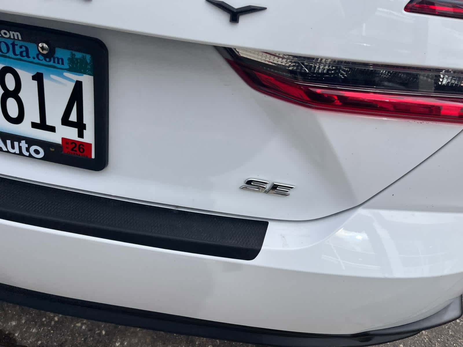 Used 2025 Toyota Camry SE image 5