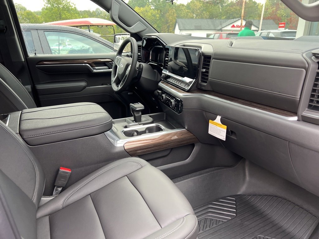 New 2026 Chevrolet Silverado 1500 LT Trail Boss w/ Convenience Package II image 8