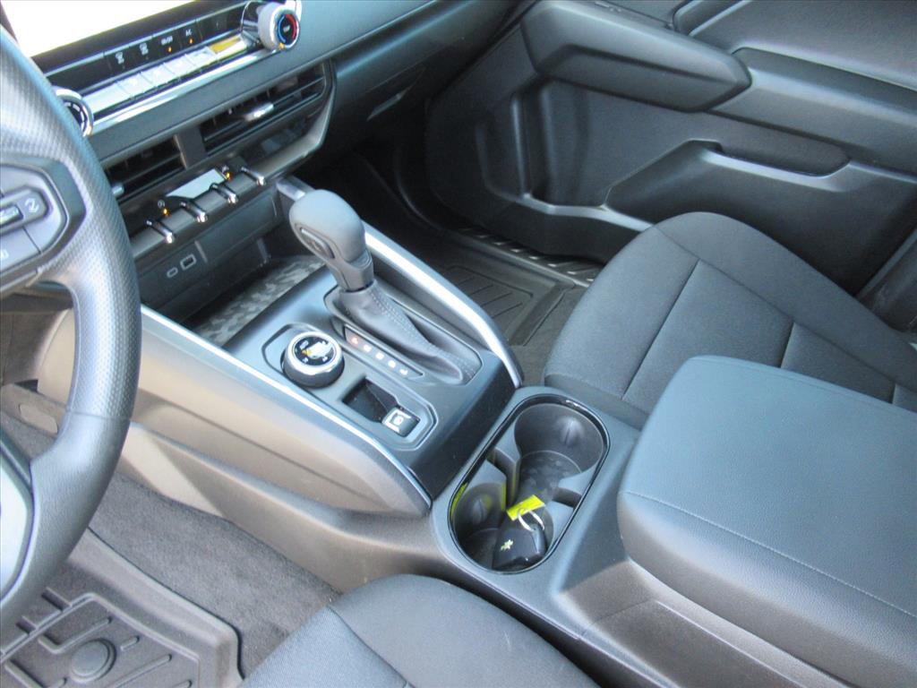 Used 2024 Chevrolet Colorado Trail Boss w/ Technology Package image 18