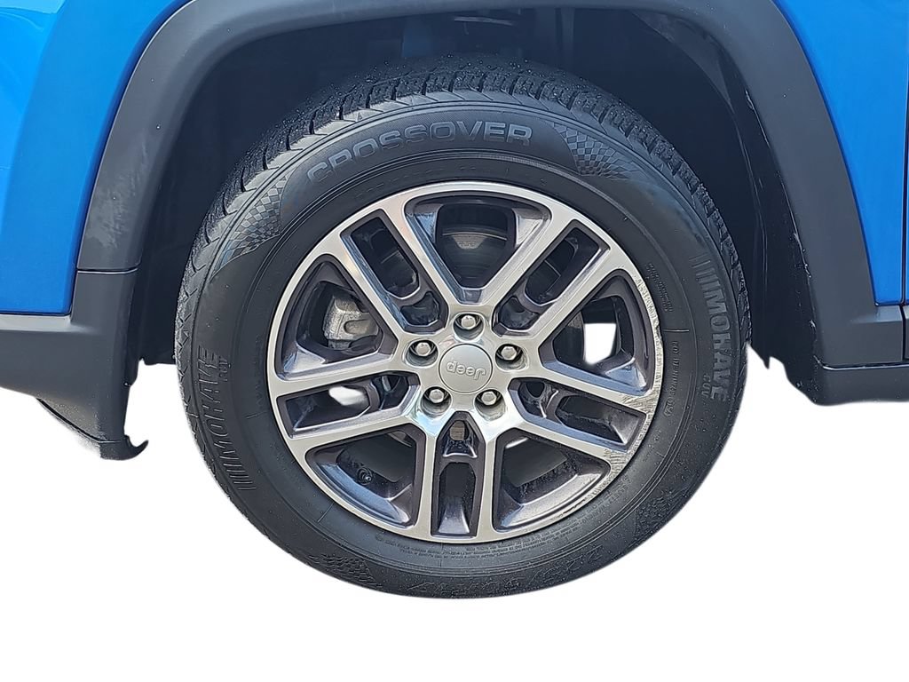 Used 2019 Jeep Compass Latitude w/ Popular Equipment Group FWD image 30