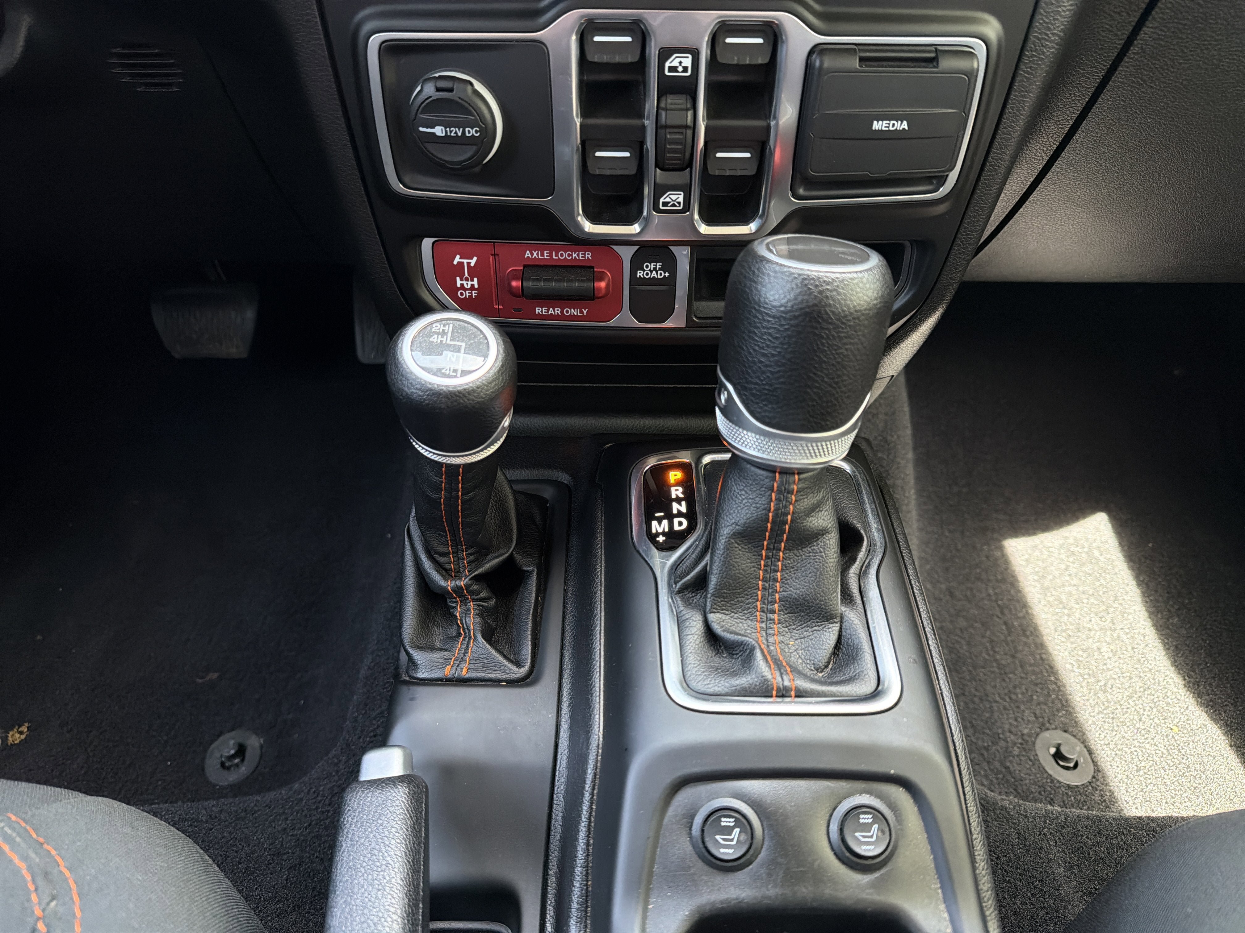 Used 2021 Jeep Gladiator Mojave AWD/4WD image 21