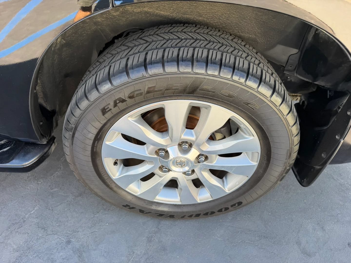 Used 2012 Toyota Sequoia Limited RWD image 37