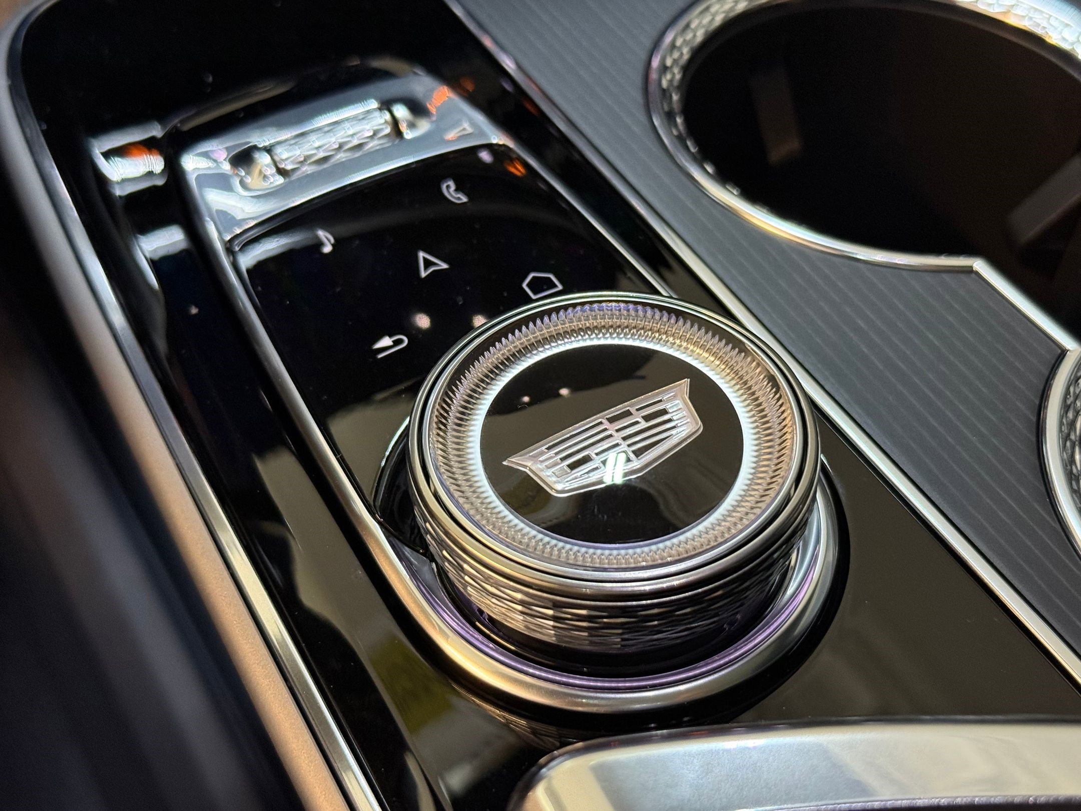 New 2025 Cadillac Lyriq Sport image 36