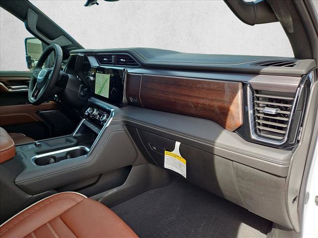Used 2024 GMC Sierra 3500 Denali Ultimate image 22