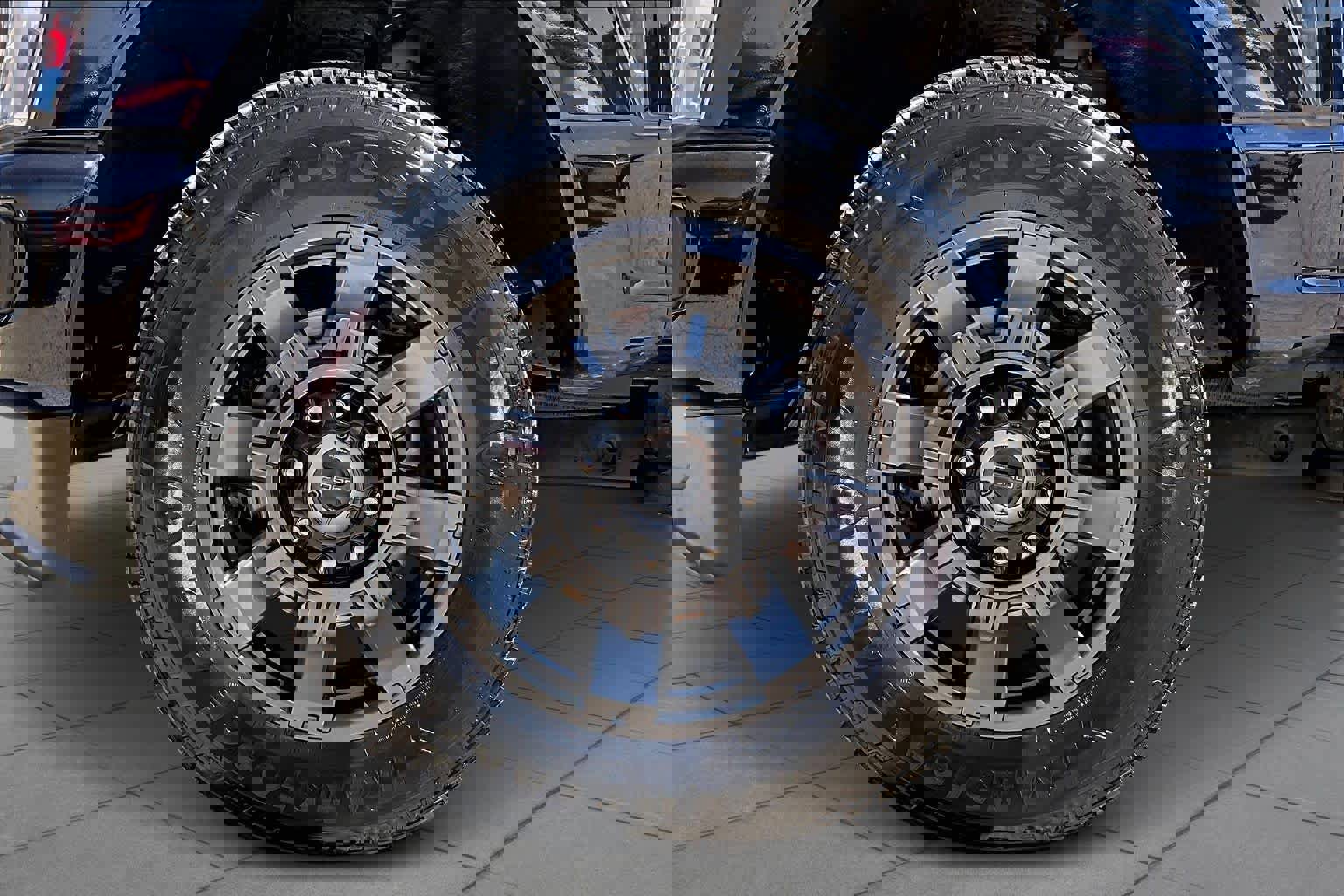 Used 2024 Ford F250 Lariat w/ Sport Appearance Package image 10