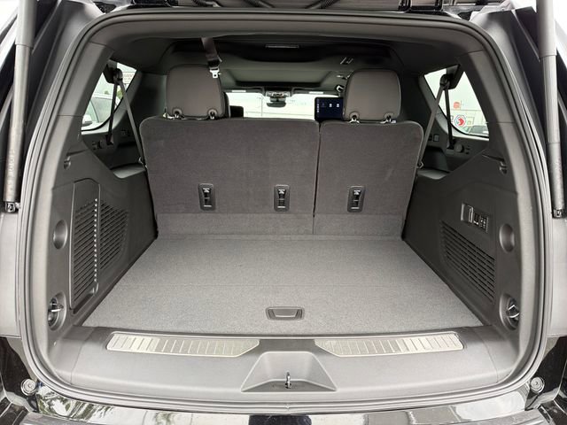 New 2026 GMC Yukon XL AT4 w/ AT4 Premium Plus Package AWD/4WD image 24