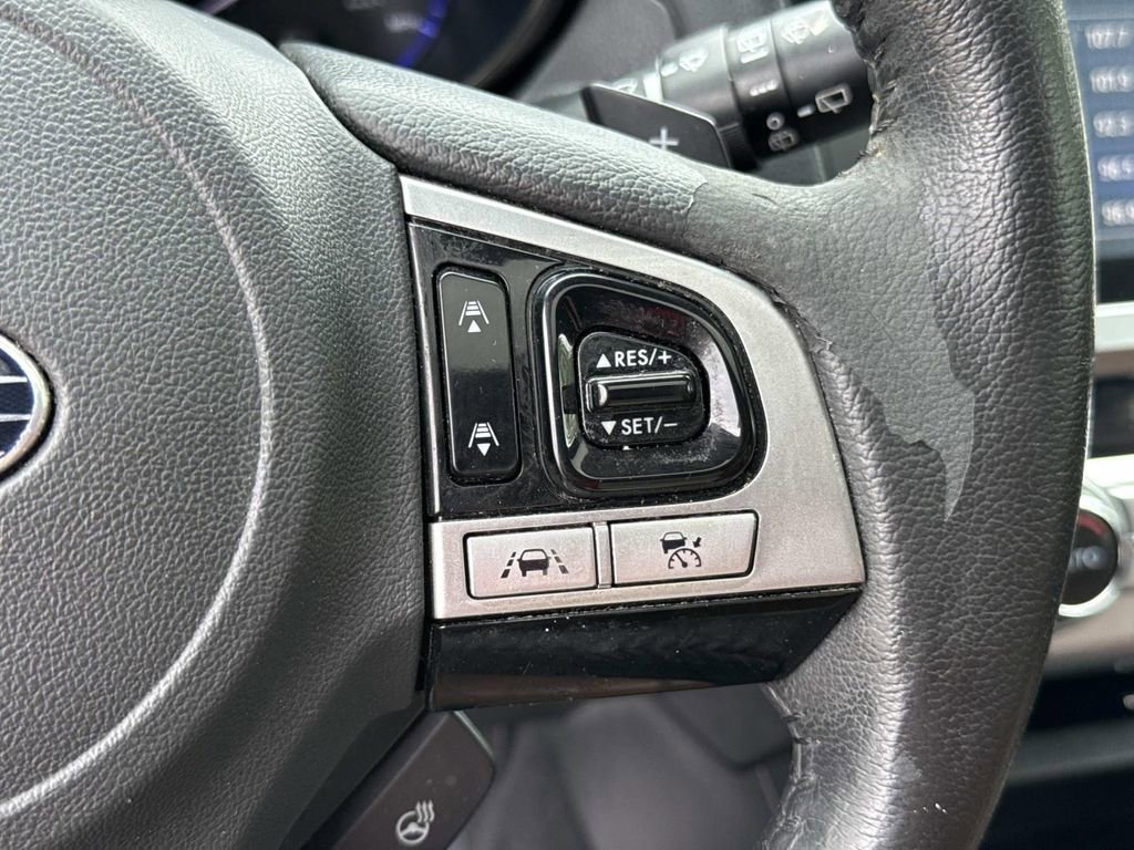 Used 2017 Subaru Outback 2.5i Touring AWD/4WD image 38