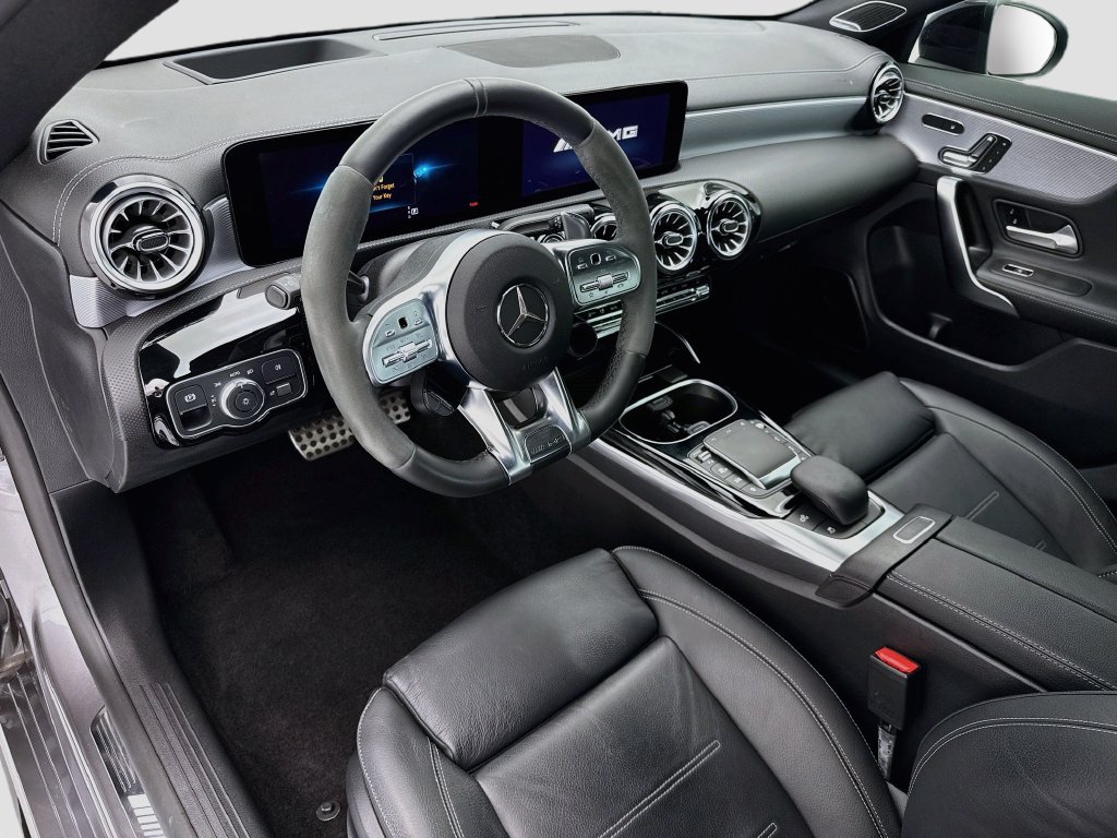 Certified 2023 Mercedes-Benz CLA 35 AMG 4MATIC image 9