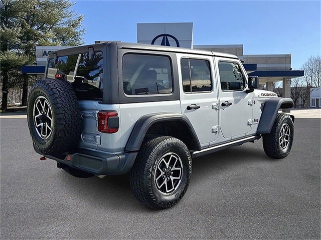 Used 2024 Jeep Wrangler Unlimited Rubicon image 6
