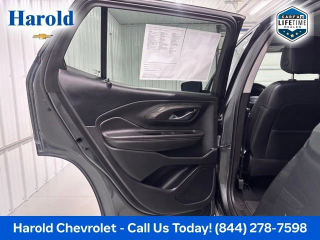 Used 2020 GMC Terrain SLT image 12