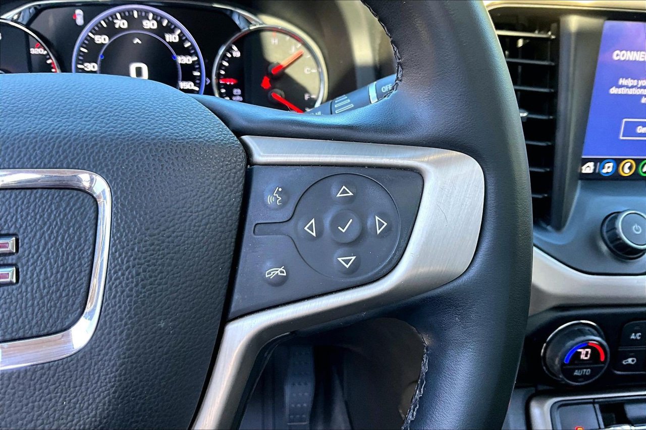 Used 2023 GMC Acadia Denali w/ Black Diamond Edition FWD image 28