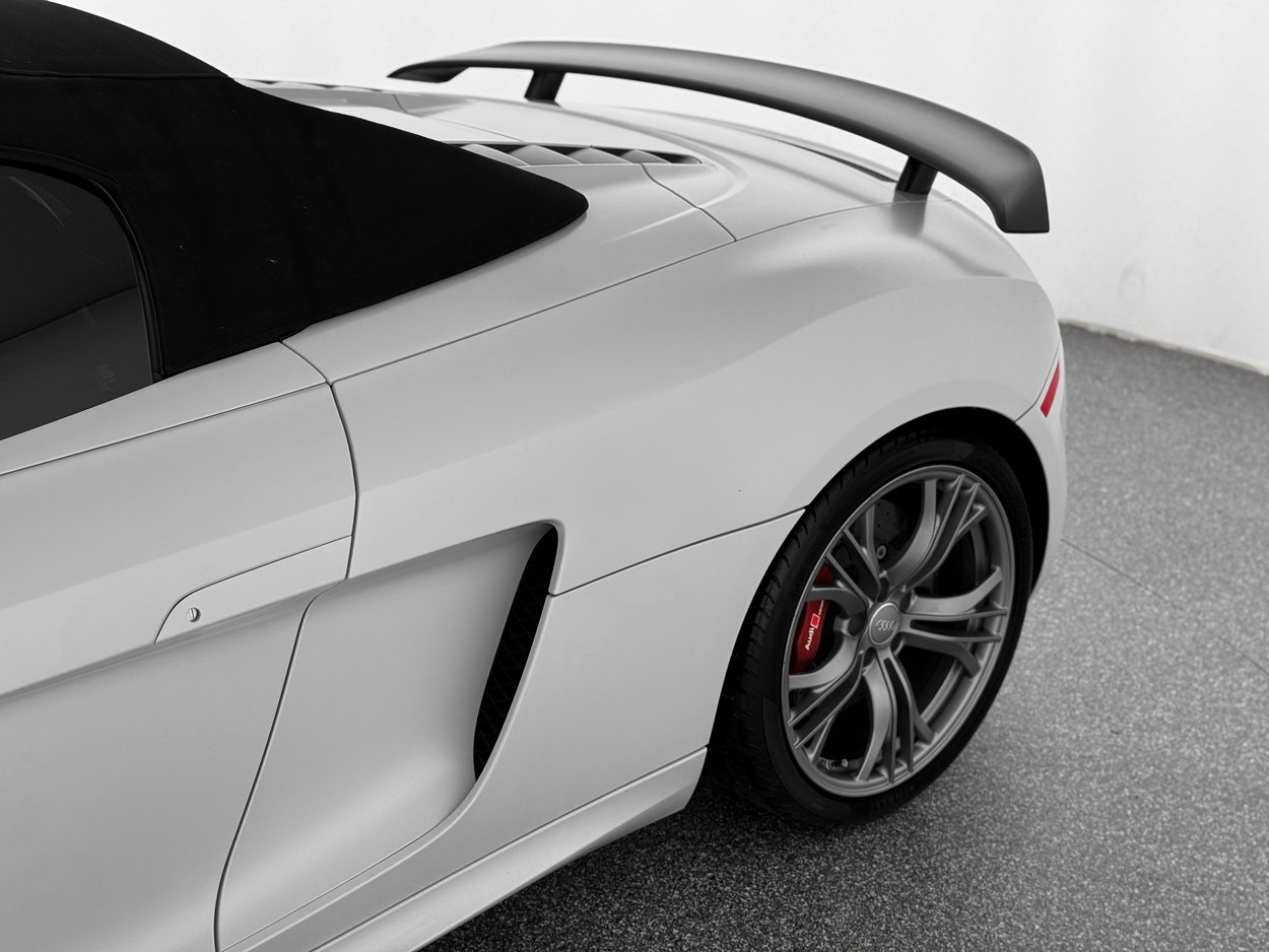 Used 2012 Audi R8 GT image 43