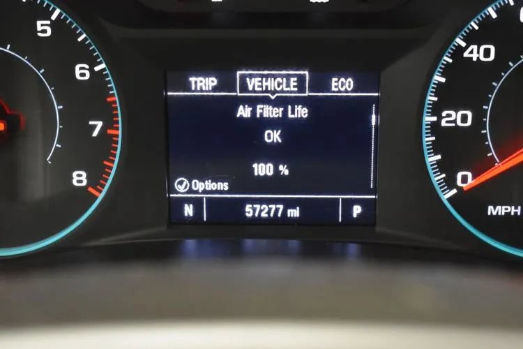 Used 2023 Chevrolet Malibu LT FWD image 28