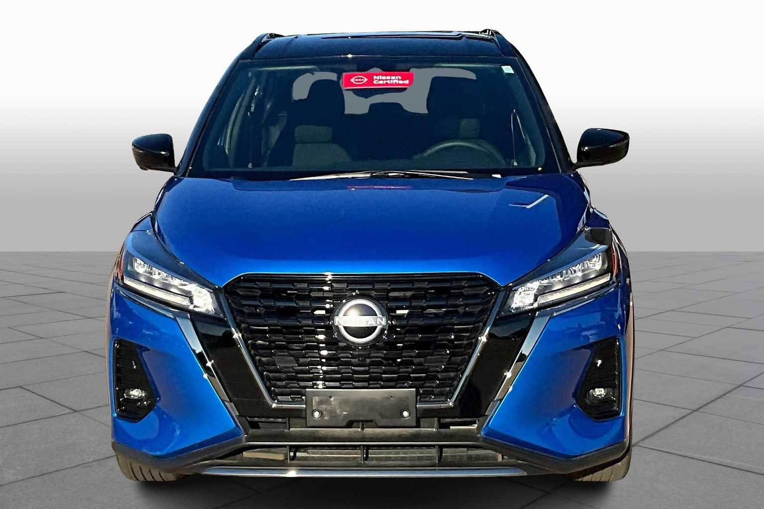 Certified 2024 Nissan Kicks SR image 3