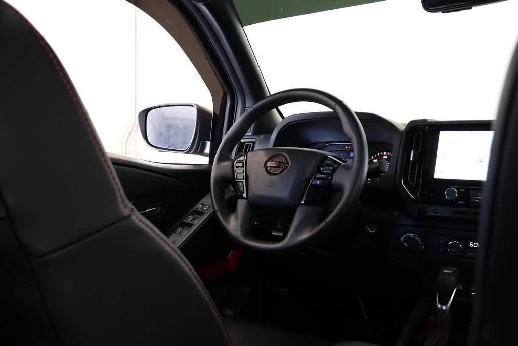 Used 2025 Nissan Frontier PRO-4X w/ Pro Premium Package AWD/4WD image 29