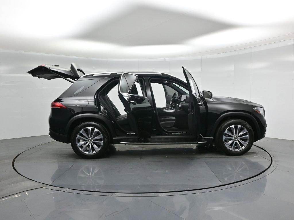 Used 2023 Mercedes-Benz GLE 350 4MATIC w/ Premium Package image 4