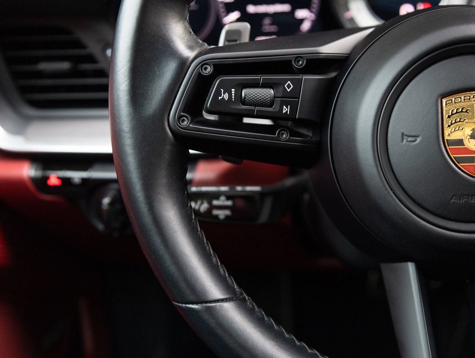 Certified 2021 Porsche 911 Turbo AWD/4WD image 15