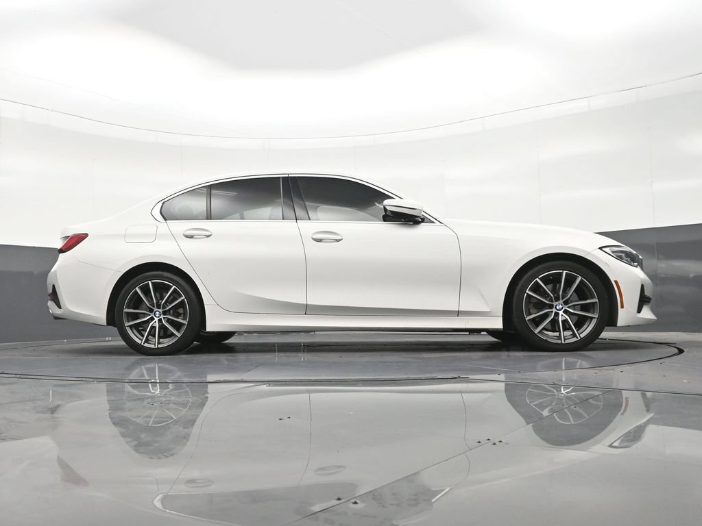Used 2021 BMW 330i Sedan w/ Convenience Package RWD image 29