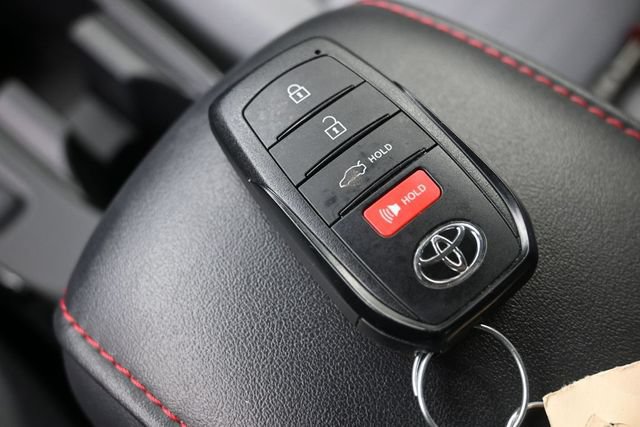 Certified 2025 Toyota Corolla SE w/ Convenience Package FWD image 17