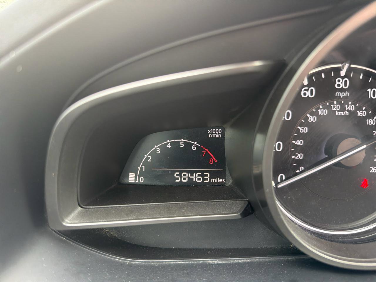 Used 2018 MAZDA MAZDA3 Sport FWD image 29