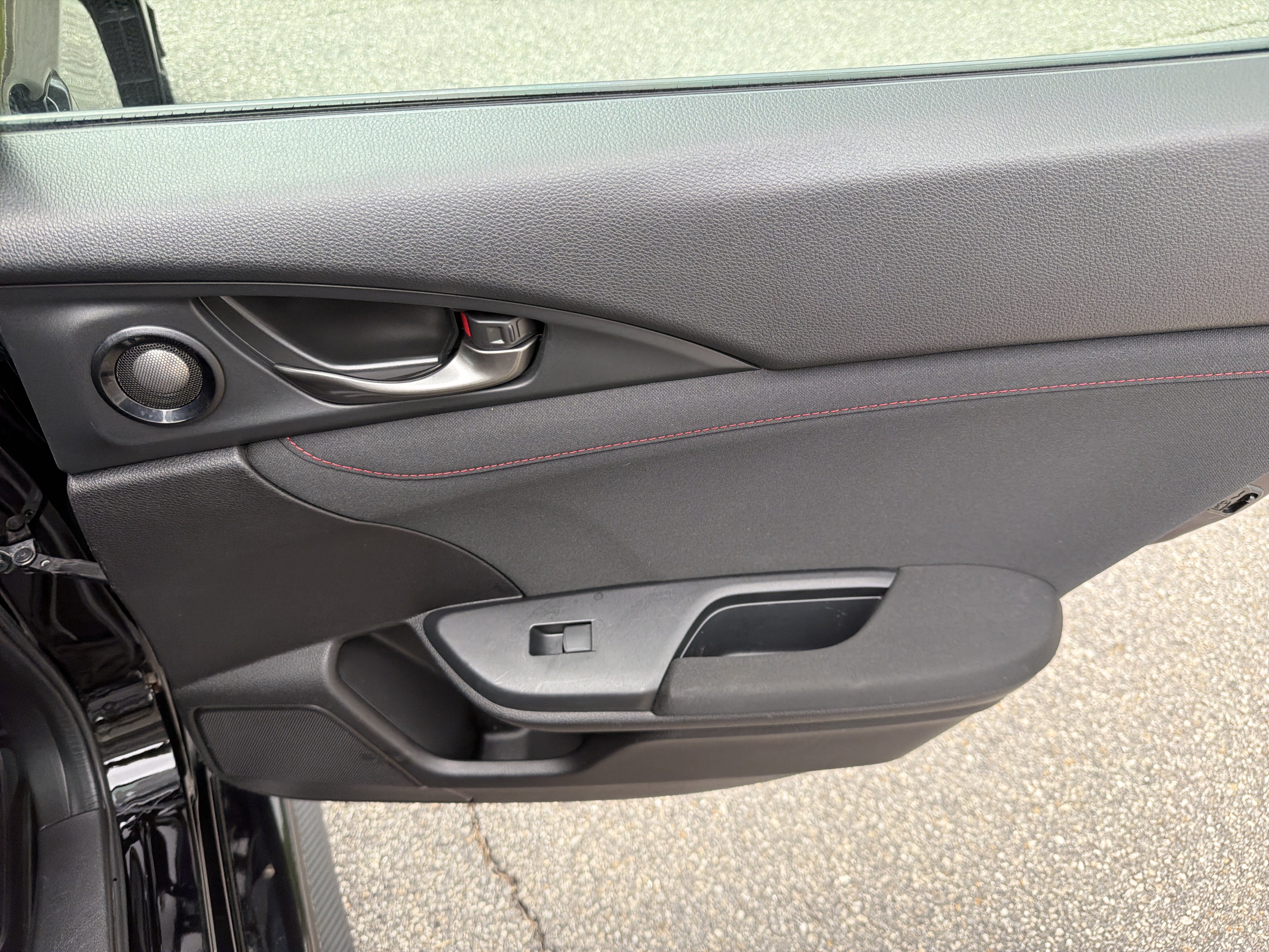 Used 2017 Honda Civic Type R image 25
