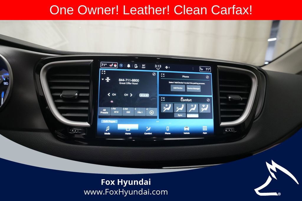 Used 2023 Chrysler Pacifica Touring-L FWD image 6