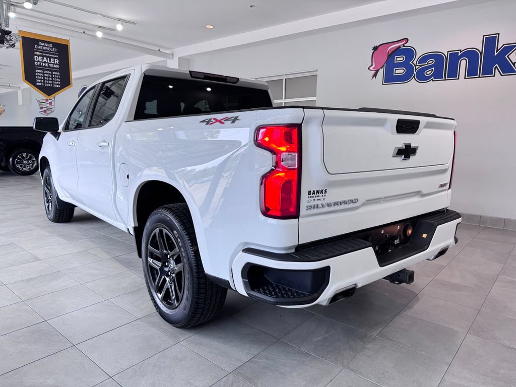 Certified 2024 Chevrolet Silverado 1500 RST w/ Protection Package AWD/4WD image 5