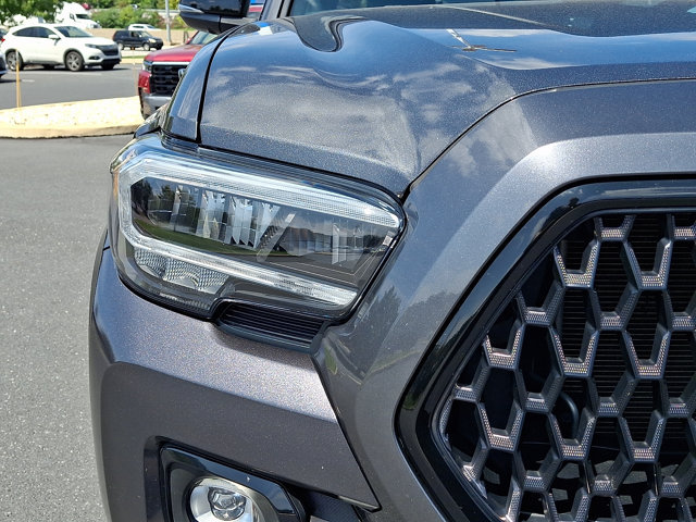 Used 2023 Toyota Tacoma Limited w/ Nightshade Package AWD/4WD image 9